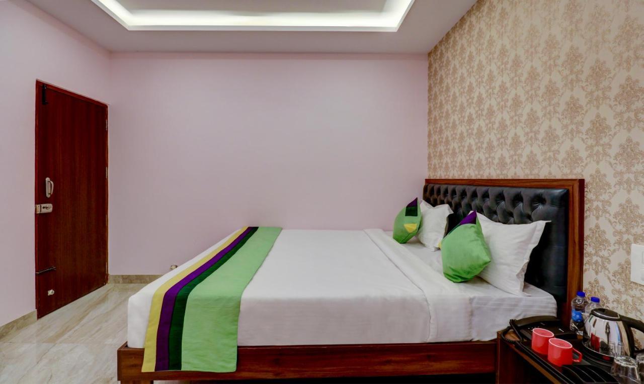 Treebo Three Street Inn บังกาลอร์ ภายนอก รูปภาพ