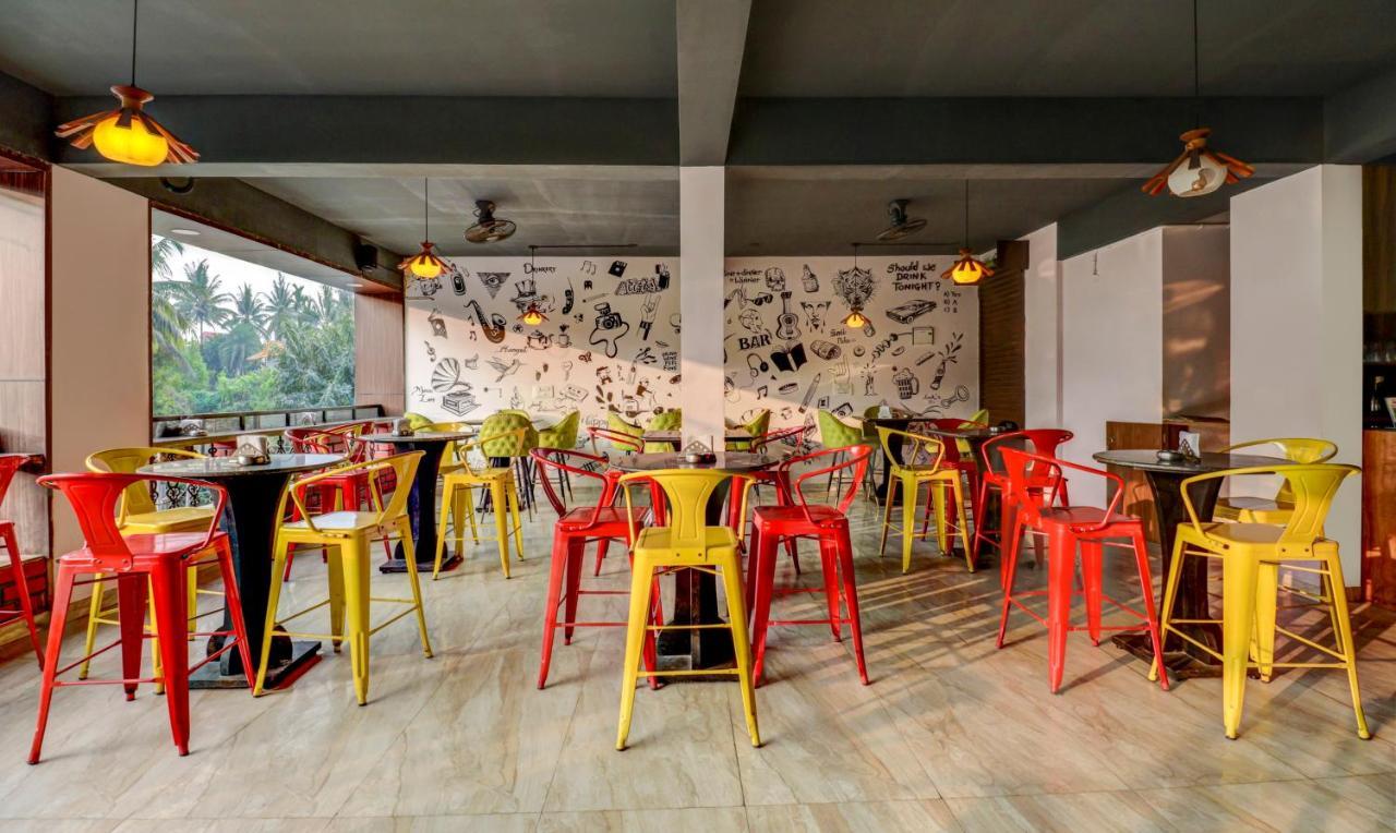Treebo Three Street Inn บังกาลอร์ ภายนอก รูปภาพ